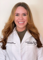 Rachel Novak Headshot